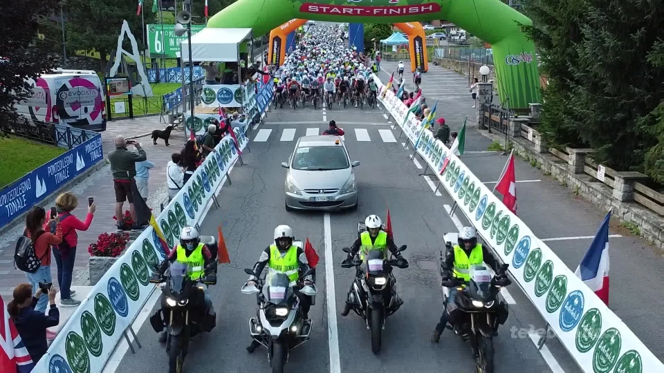 1200 ciclisti per la 22° Granfondo Gavia e Mortirolo